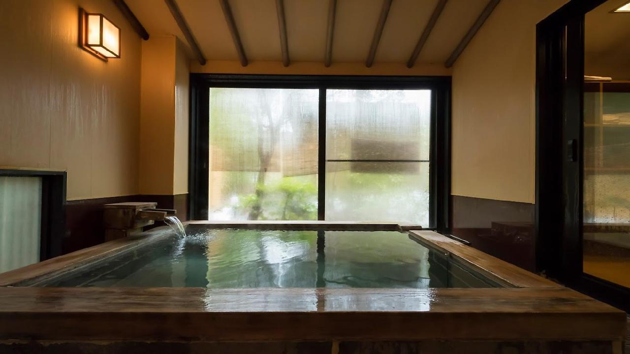 ホテル 旅亭萬葉 能美市 エクステリア 写真