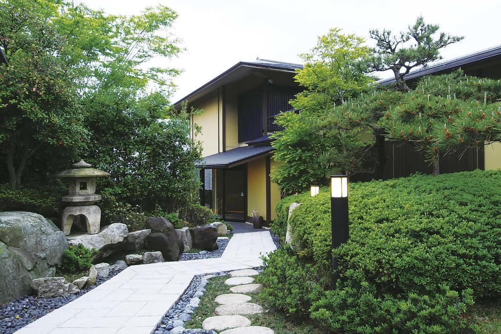 ホテル 旅亭萬葉 能美市 エクステリア 写真
