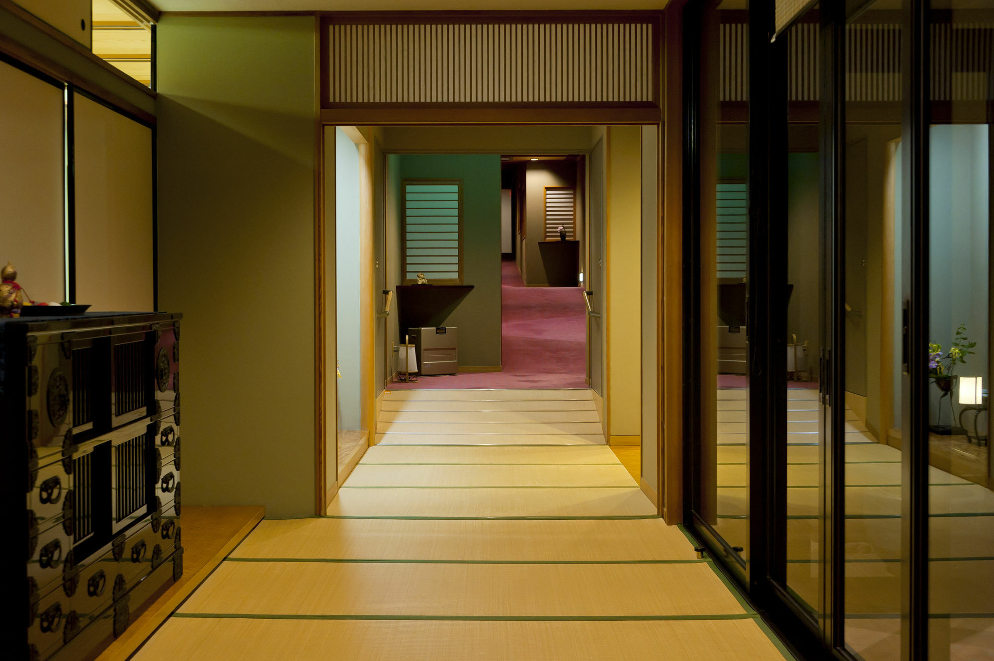 ホテル 旅亭萬葉 能美市 エクステリア 写真
